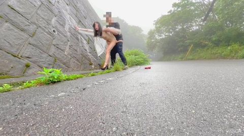 【個撮】山道で全裸エリカとリード散歩してSEXした★山道ドライブでくぱぁローターオナニー！(Erika No.11.4)