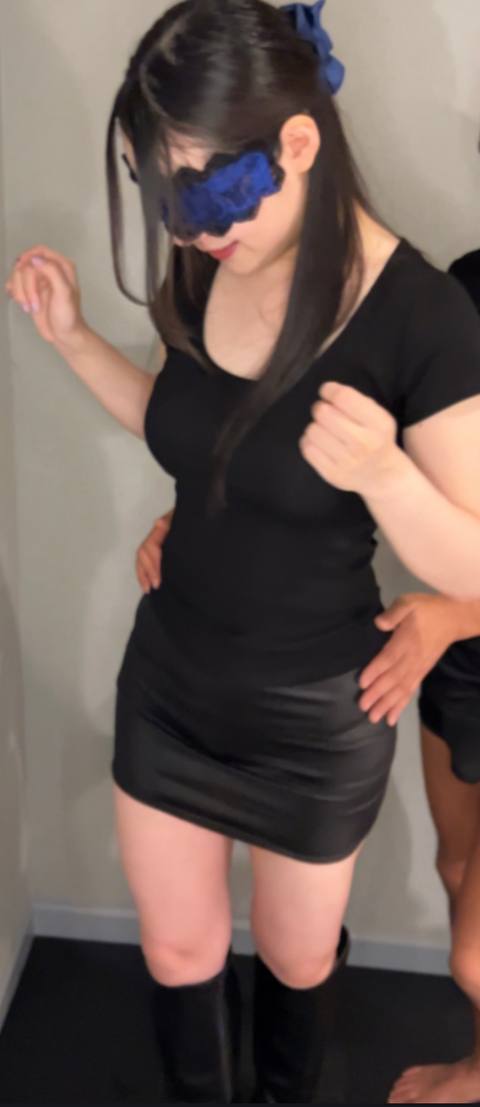 【訳あり特価】素人美白美人♡美巨乳・パイパン・ロングブーツ姿に我慢できずに騎乗位中出し♡毎月10本限定販売