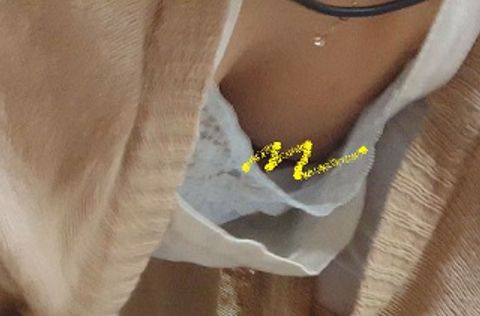 お掃除してるコのEカップおっぱい****　胸ちら