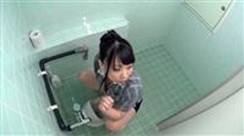 モモ　巨乳OLの****オナニー