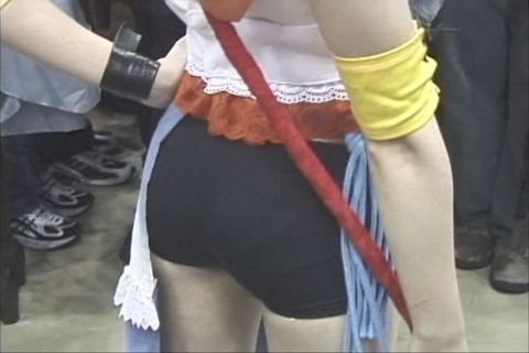 [ 個撮][HD] 超キュートなレイヤーぱつんぱつん胸の谷間ブラチラハイレグ股間パン線♡限界接写