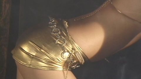 【ＨＤ動画】巨乳美脚モ○ルセクシーダンス！おっぱいとかお尻をペロペロしたくなる接写動画ｗ