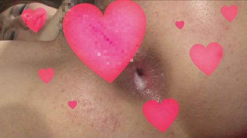 エロい網タイツ姿のお*さん。ガバガバアナルに何度も中出し