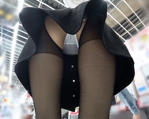 【スカートの中の秘密】☆働く女性のエロ黒パンスト＋美乳こねくり回し!!!