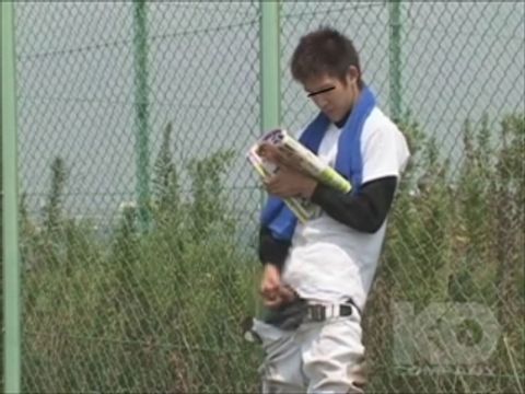 【TOP ATHLETE】 野球部員が真昼間から野外オナニー!!