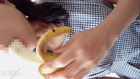 おばちゃん（熟女）スレンダー美女の『バナナにフェラチオ』【唇・口・舌・歯・よだれ・唾・咀嚼フェチ】