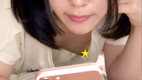 【個撮】ピチピチ可愛い19歳のノーブラ胸チラ&モロ乳首をこっそりじっくり撮影‼︎
