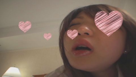 〔素人動画〕〔顔出し〕【18歳】ドス黒い中年チン〇をくわえさせてビンビンに勃起したら挿入メロメロに…