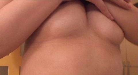 巨乳素人 限界着エロ 02 美巨乳90 あずさ（22才）OL