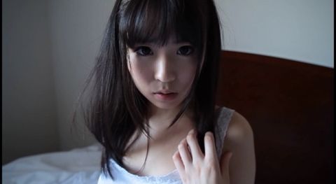 Yura 美**の白い裸体・さくらゆら
