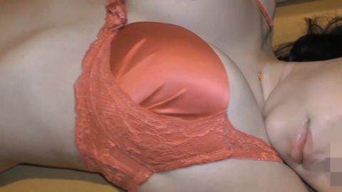 【個人撮影】無理やり連れて来られた30歳巨乳妻　「裸になればいいんでしょう・・・」