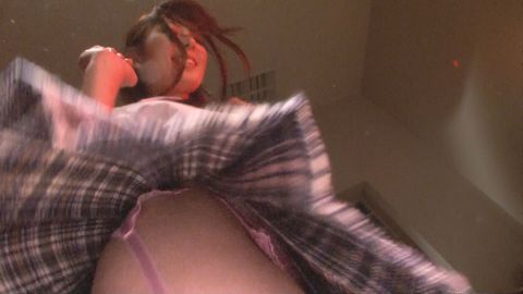 【個人撮影会】巨乳！桃尻！制服美女のローアングル下乳ダンス♪美人過ぎなのにそんなに見せてくれるなんて！！
