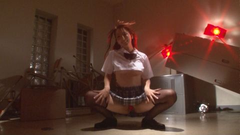 【個人撮影会】巨乳！桃尻！制服美女のローアングル下乳ダンス♪美人過ぎなのにそんなに見せてくれるなんて！！