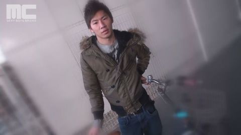 21才体育会系の自宅でいつもやっている様にオナニー公開！