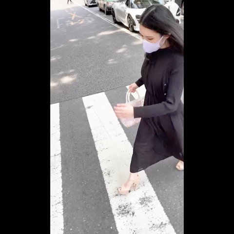 【本編顔出し】雑誌モデル内定の美女はまだJD　街を歩くだけで二度見されるその神スタイルに、中出しから止まらない大量潮吹きで連続イキ。