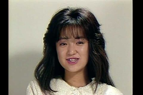 仓田裕美（Hiromi Kurata Dye）热染耳垂P-38