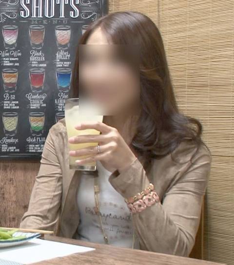 【個撮】【32歳 Bカップ 雑貨店経営スレンダー美人妻 に中出し】女の性欲を飛躍的に増大させる*を出す相席系居*屋　SEX依存禁断症状並【個人・****】