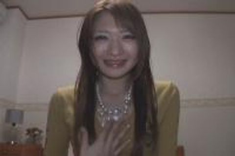 **を幼稚園に送り届けた若奥様に「テレビの取材をさせて下さい」と声をかけてナンパしたら、育児が一段落した解放感もあり喜んでついてきた！！