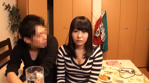 【エロ配信】生放送の動画配信で女友達とまさかまさかの！？