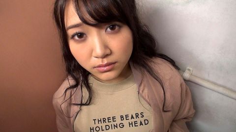 個撮)【ちょっと怖い？】爆乳お*さん【実はチンポ大好き】ご奉仕フェラ！そしてドッキリ口内発射！