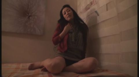 【自画撮り投稿】変態人妻達の見せつけディルドオナニー　08