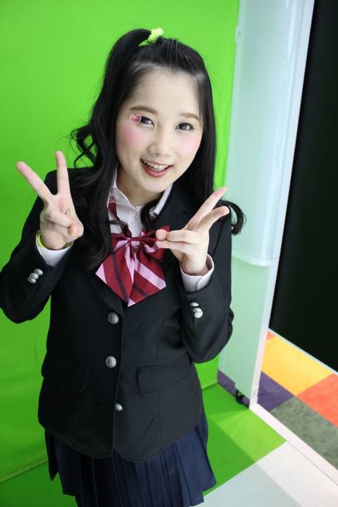 個人撮影☆【乱交】変態のおじさんたちと制服美女*が出会った結果がこちらですｗｗ【見なきゃ損】