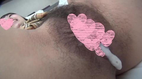 初撮り♥完全顔出し！色白美乳の極小マンコに巨チンをねじ込み大量中出し☆【個人撮影】