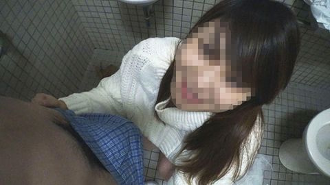 【無修正ｘ個人撮影】天然彼女のHな撮影Vol.2 冬の公園某所にて全裸でSEX