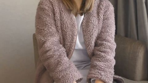 【個人撮影】旦那の勃起不全に我慢ならない人妻の騎乗位での激しい腰振りに他人棒はあっさり果てる