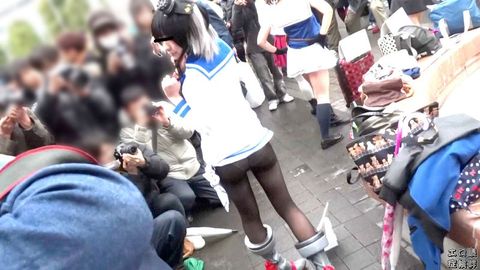 【スーパー高画質】コスプレイヤー過激の一途25[胸元***］