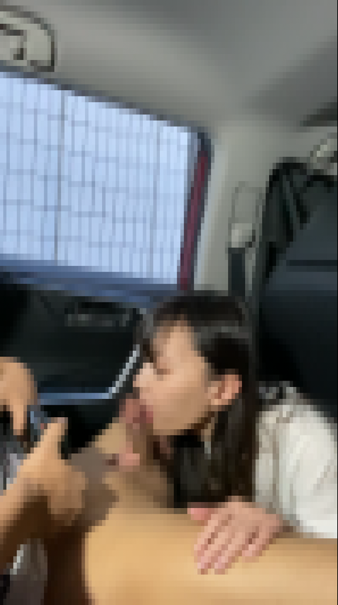 【個人撮影】お嬢様育ちピアノの先生に車内フェラとDキスされて大量射精（凛１回目）