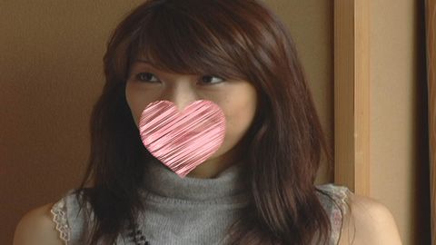 【個撮】【初撮り♥完全顔出し♥スレンダー美巨乳妻あやこちゃん(24)】中東勤務の旦那には内緒のNTR♥♥他人おち○ぽセンズリを至近距離で鑑賞しながらおま○こローター♥♥【無修正】