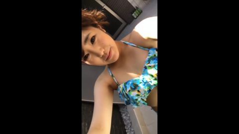 過去世間をにぎわせた某グラビアアイドル動画がび**。過去の過ちが起こした不遇な罰。