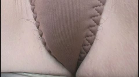 素人お*さんの階段【もっこり系】パンチラを楽しもうじゃないか(*‘ω‘ *)　06