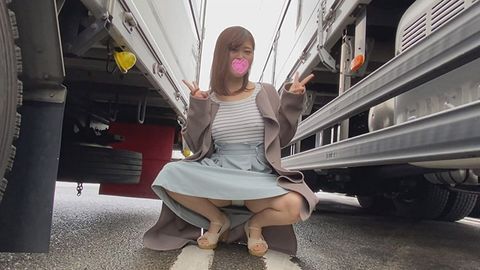 【野外露出】F乳ぽっちゃりトリマー27歳♪　露出快楽で脳内ドーパミン出すぎて**パコ18回昇天3発射【個撮002】☆レビュー特典あり☆