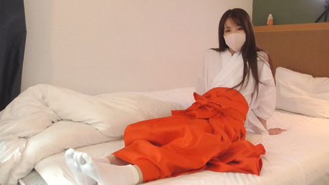 【本物素人】美沙ちゃんに巫女服を着せてみたら、清純さがアップしたけど、エロい腰使いは相変わらずでした