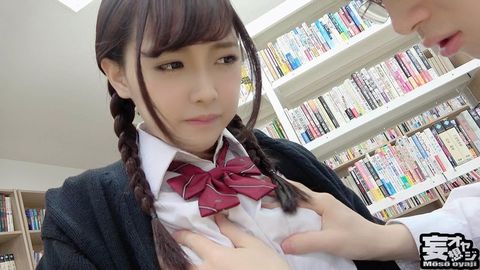 先生になってきつ～いエッチな指導！安●祐実にそっくりな**ちゃんと図書室でSEX！