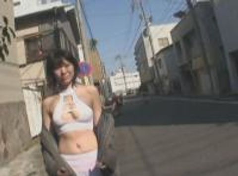 素人投稿動画　本物素人を露出羞恥させそのまま野外でハメちゃいました！！　素人３名