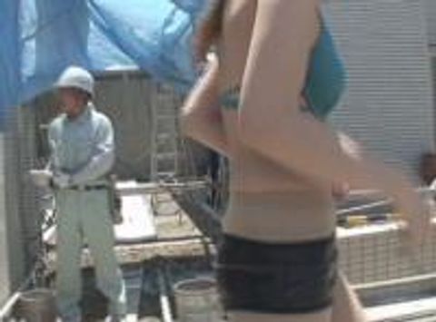 完全素人どＭ女たちの過激な野外露出！！その*　素人さん３名