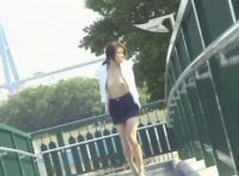 完全素人どＭ女たちの過激な野外露出！！その*　素人さん３名
