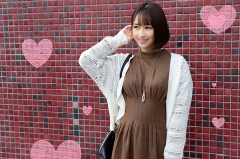 痙攣がとまらない！】エステ大好き奥さま　27歳　キラ美肌☆男の大きな手で揉むと効くとSNSで無料マッサージナンパ。施術のフリして媚〇５分で痙攣アクメ。全身性感帯になったカラダで穴に大量種付け！中出しア