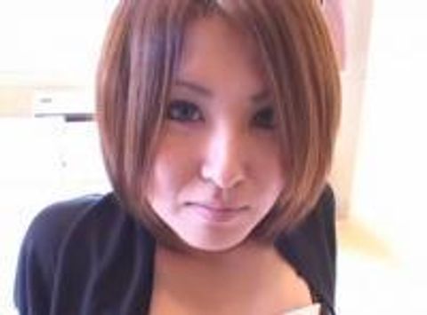 素人お*さんたちにお股を観音開きしてもらい、腰をクネクネへコへコ！！盛り上がったマン土手を接写観察させてもらいました！！　その①　４名