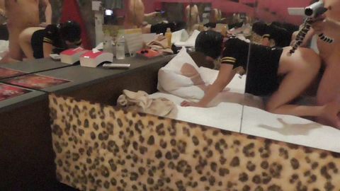 【個人】清楚人妻調教まゆNo4【連続痙攣ポルチオイキ、マゾマスク、コスプレ、パイパン、乳首ピアス、ディープスロート、アナルビーズ、大量潮吹き、孕ませ中だし、乳首ピアス】