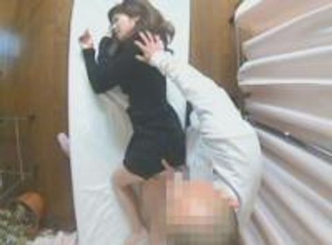 本物**　個人経営のマッサージ店で水商売の女たちを喰いまくる整体師がいた！！　素人４名