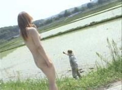完全素人どＭ女たちの過激な野外露出！！その⑥　素人さん３名