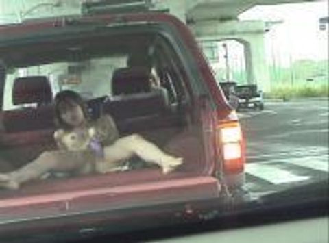 完全素人どＭ女たちの過激な野外露出！！その③　素人さん２名