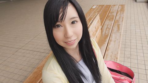 Tokyo247「亜理紗」ちゃんは見た目清楚な感じのあざと可愛いスレンダーなショップ店員
