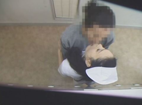 ホン物****　入院中に熟女ナースを口説いてみたらSEXできちゃいました…　素人熟女３名