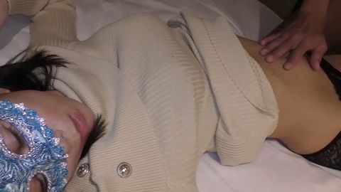 【個人撮影】この前の感覚が忘れられない39歳熟女妻　「この硬さが好み。欲しくて欲しくて・・・」