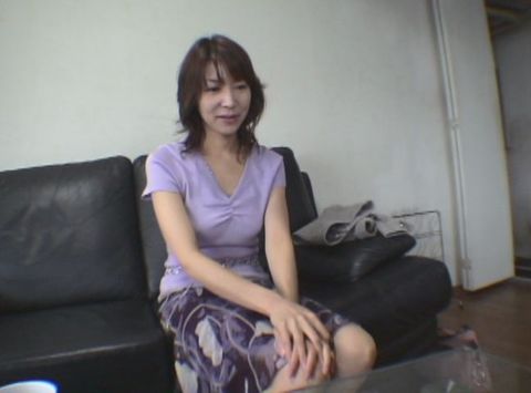 旦那に内緒の秘め事…　素人妻の淫らな性欲②　ゆかり　３４歳